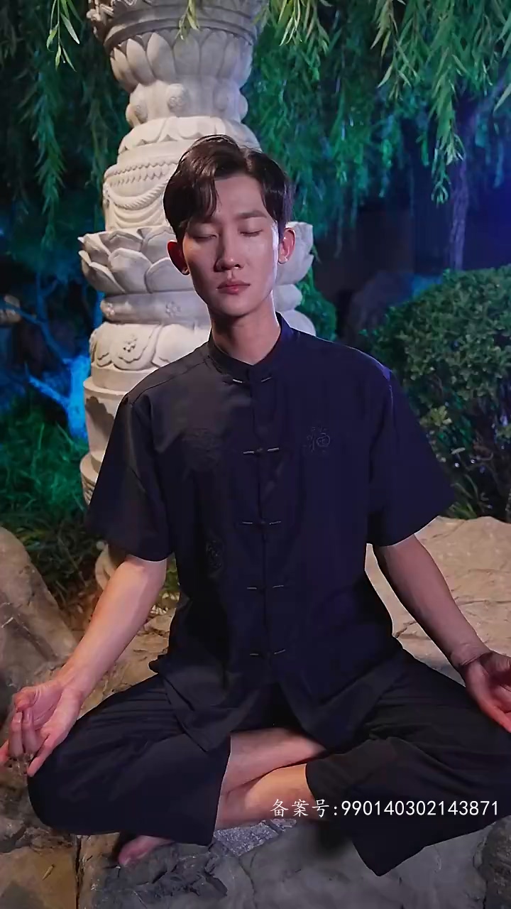 我的六个绝色师姐第01集