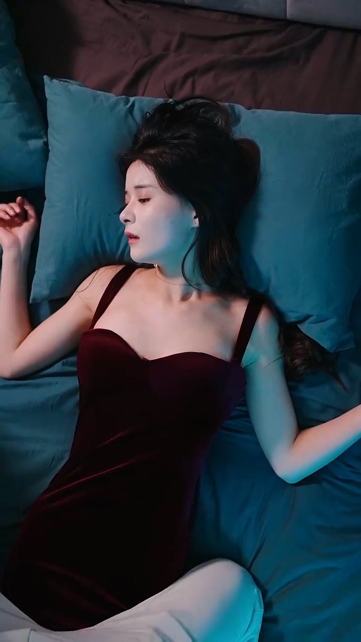 夫人全球都在等你离婚第02集